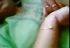सफेद मोज़ा में हरलोट नग्न छोटे स्तन दिखाते हैं इंग्लिश फिल्म मूवी सेक्सी