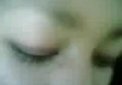 मालकिन सेक्सी इंग्लिश मूवी वीडियो ने दास को शौचालय में उसके सिर के साथ डुबोया और गधे में एक स्ट्रैपआन के साथ गड़बड़ किया