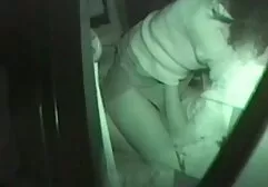 मोहक इंग्लिश फिल्म फुल सेक्सी रूसी लड़की ने एक वेबकैम के सामने खुद को दिखाया