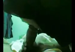 टैटू फगोट अपने हिंदी सेक्सी मूवी इंग्लिश सींग का लिंग बंद मरोड़ते