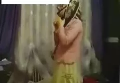 कैमरे इंग्लिश सेक्सी मूवी फिल्म पर अपने घर पर एक आदमी की डिक बंद झटका